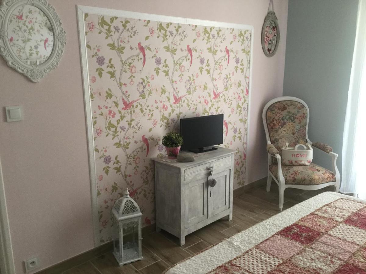 Отель Le Pot Aux Roses Canet  Экстерьер фото
